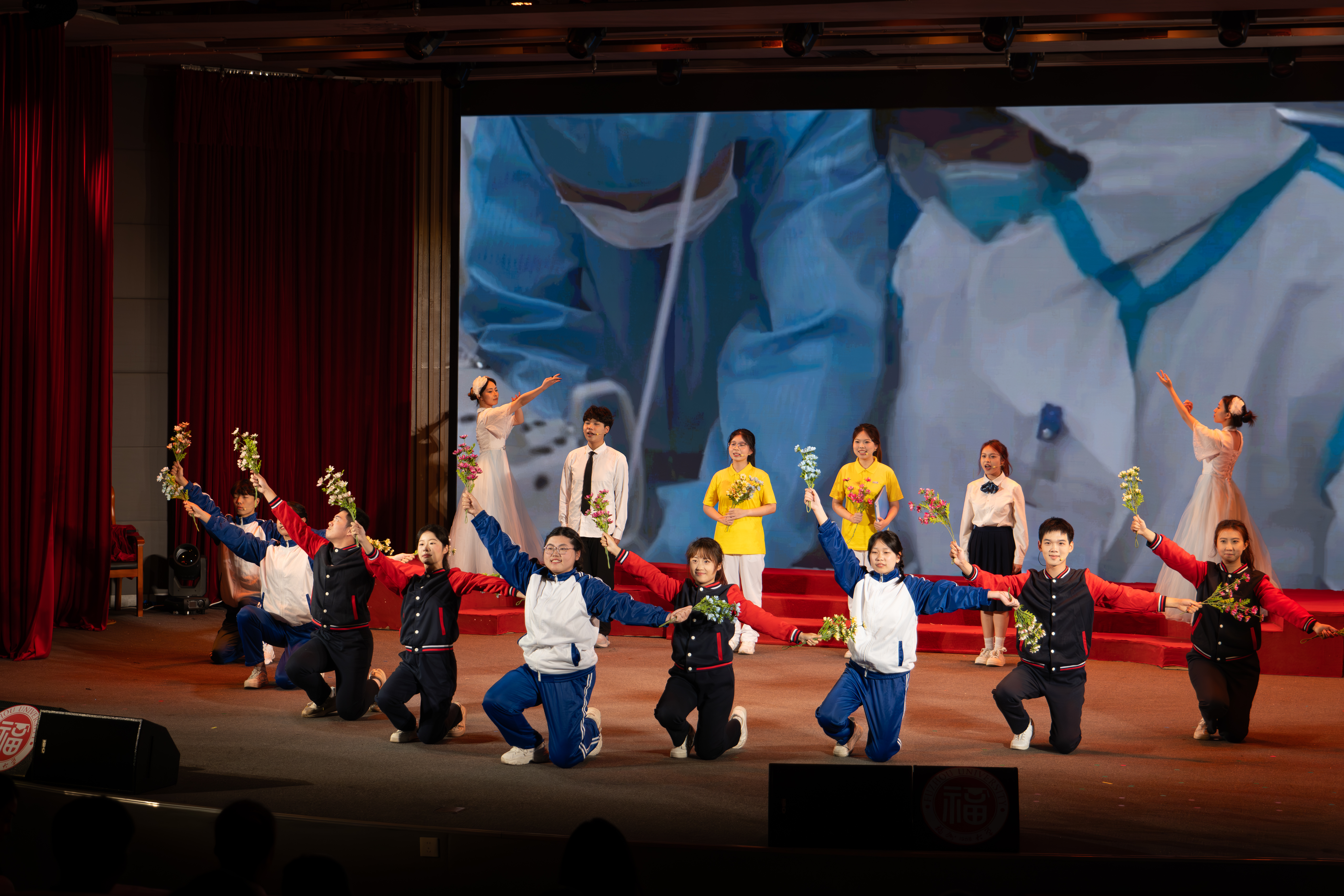20260510《山海同歌》表演现场薛宸宇.jpg