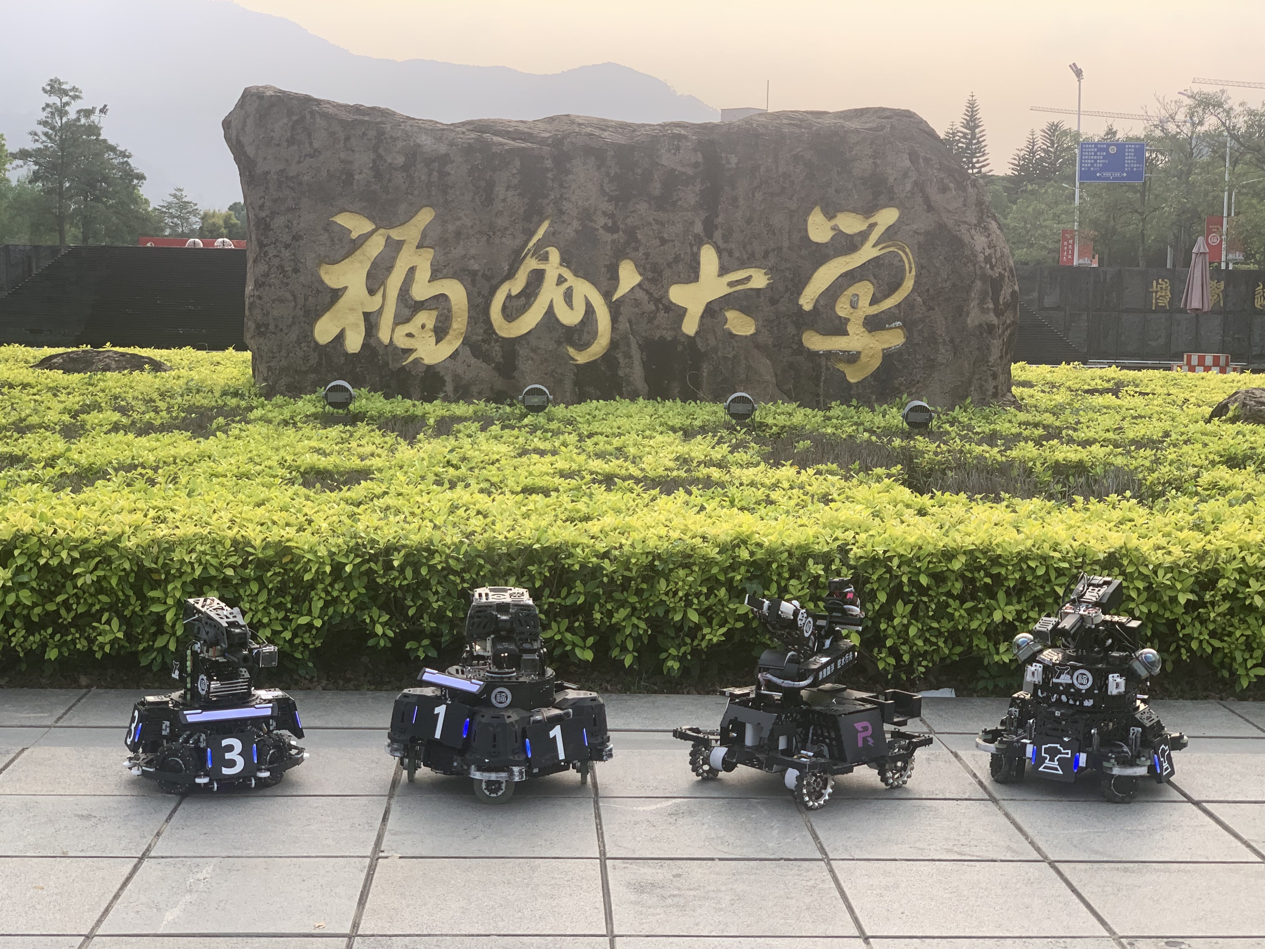 20260511福大浮舟湿地战队闪耀全国大学生机器人大赛2.jpg