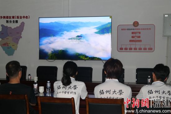 图为活动现场。 图为活动现场。