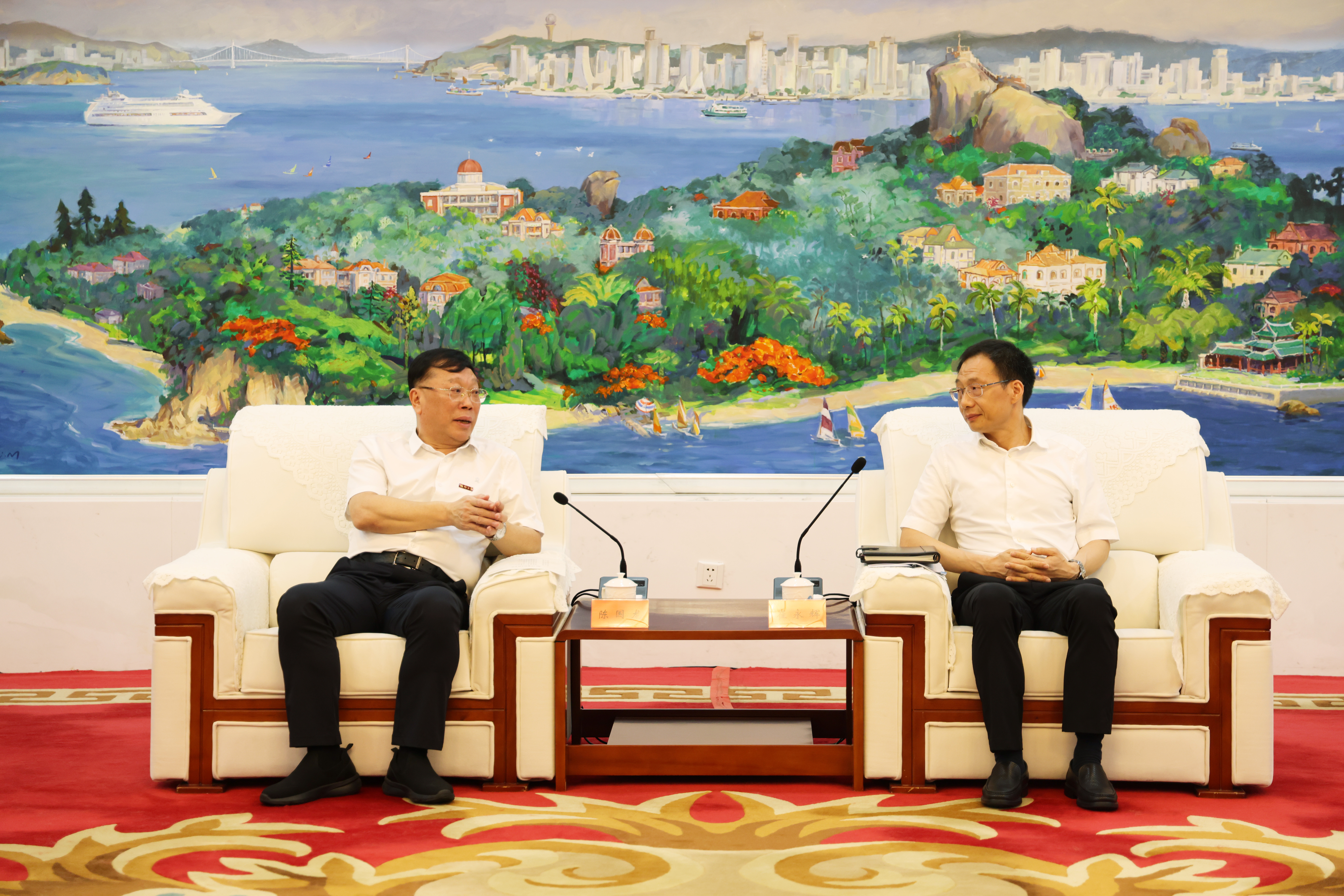 20250825校领导一行拜会厦门市委市政府领导-近景.jpg