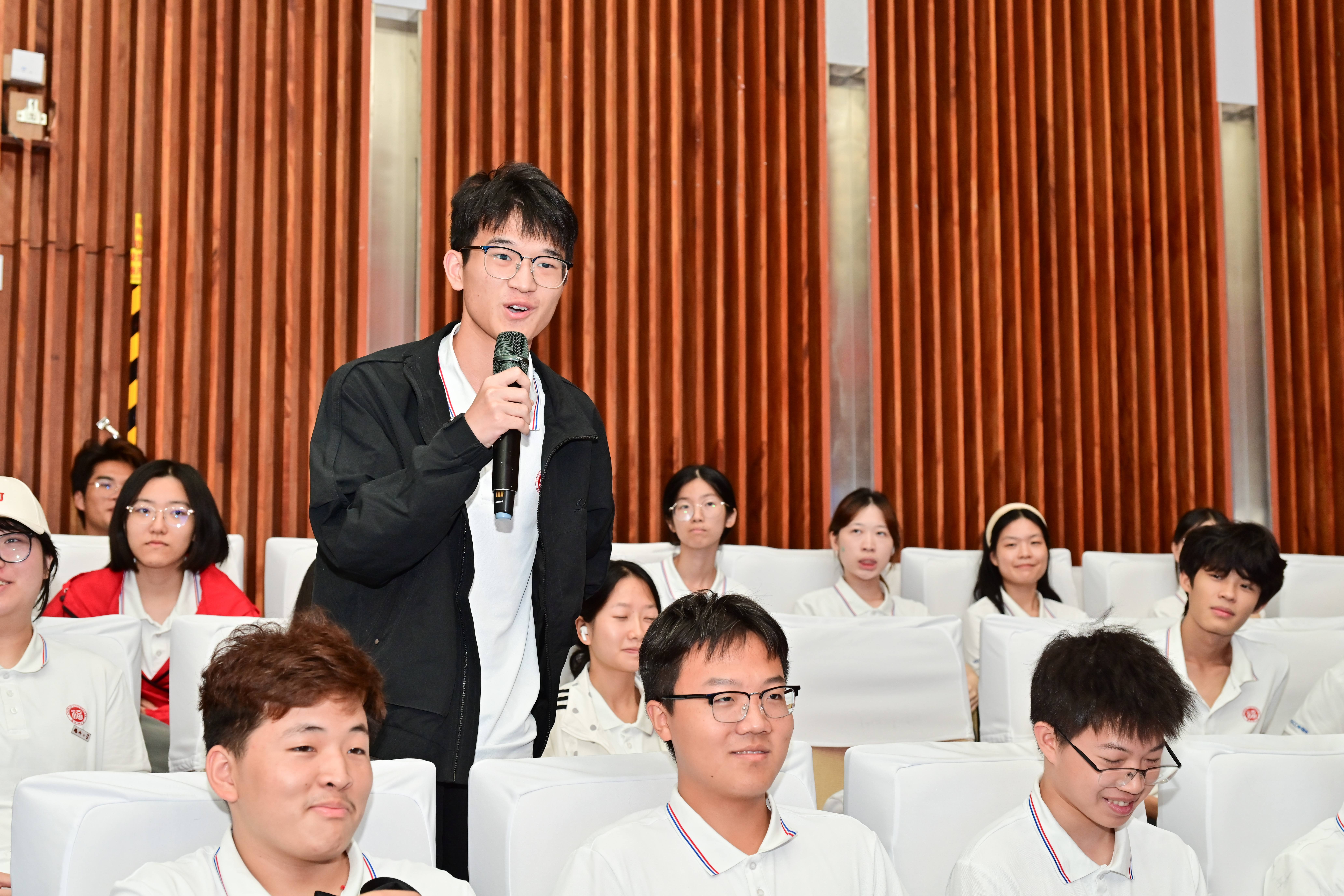 20261024校友活动生工学院11.JPG