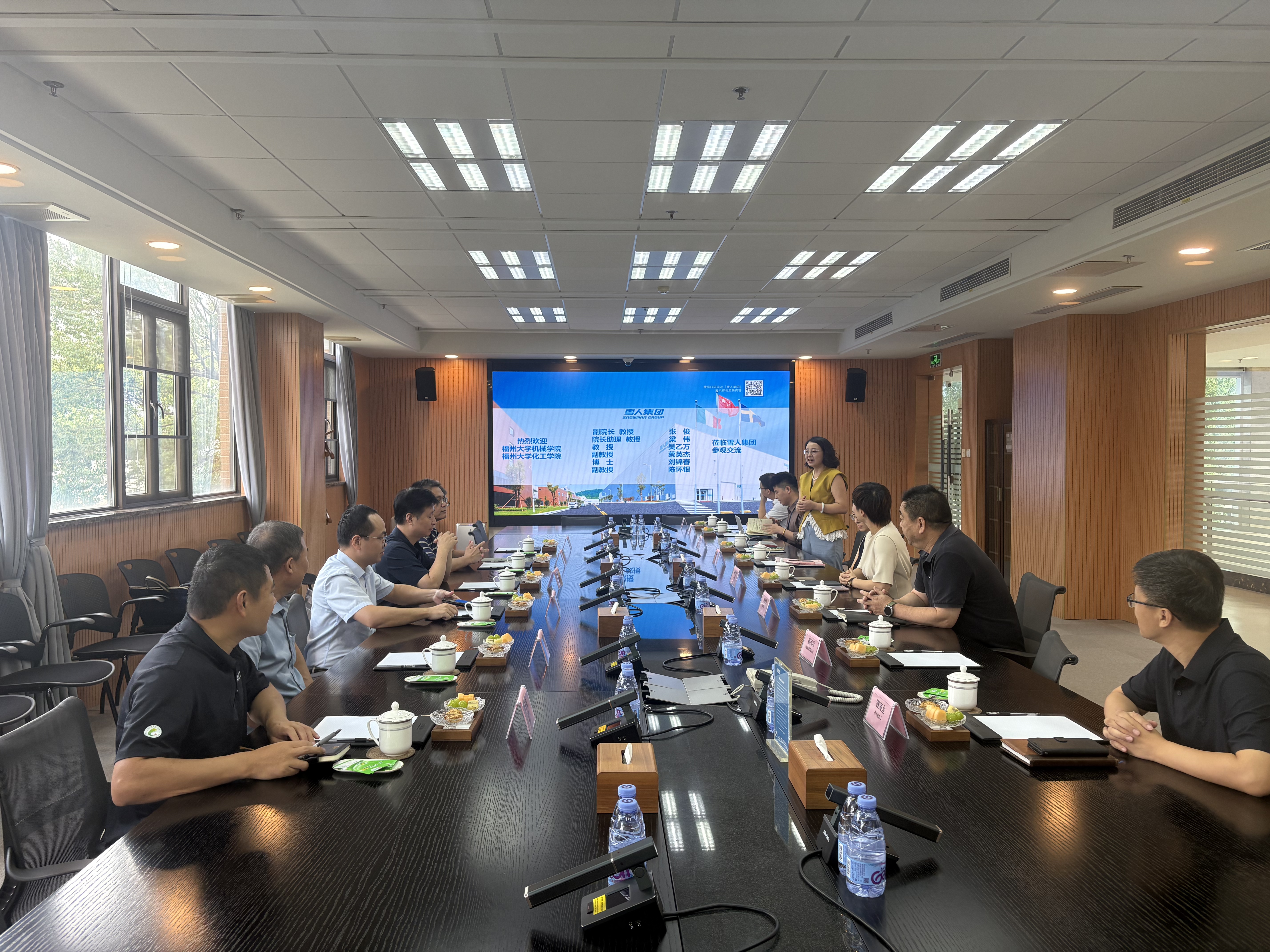 20260923我院赴雪人集团开展产学研合作交流3.jpg