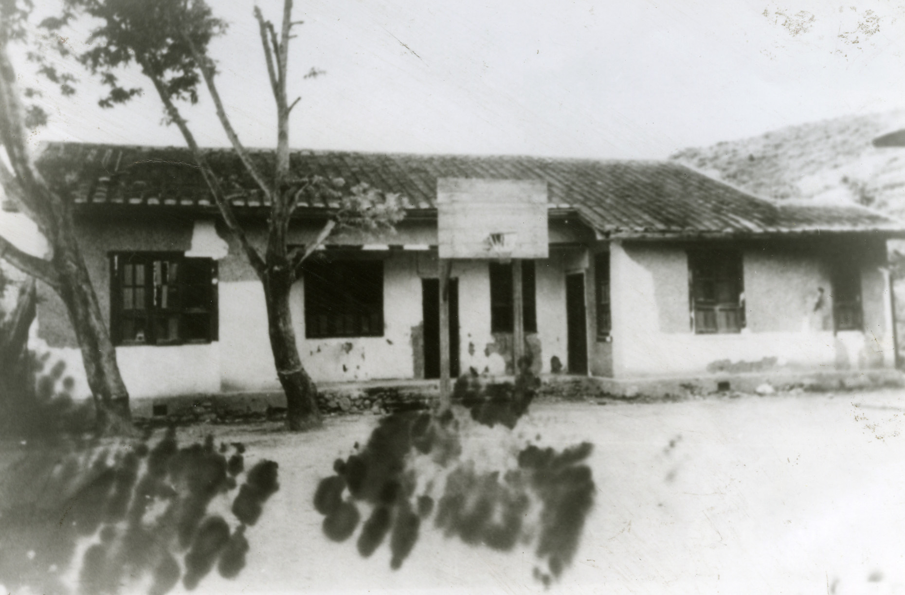 20250905 抗战时期,医院从福州内迁永安、沙县、南平等处。图为永安临时医院的病房。.jpg