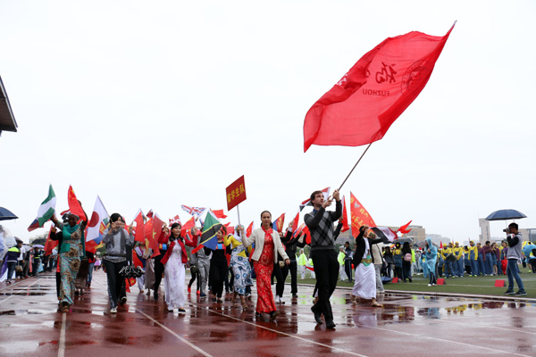 留学生方阵 向珮瑜摄1